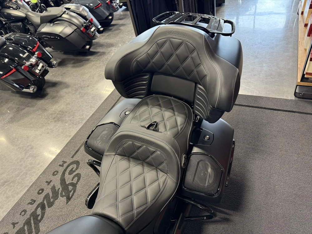 2026 Indian Motorcycle Pursuit Dark Horse 112, Black Smoke, 49st Dark Horse® With Powerband Audio Package alt