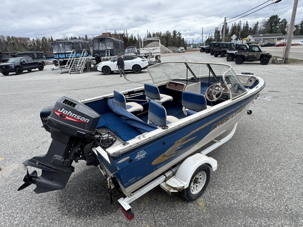 Crestliner Super Hawk 1600 1999 alt