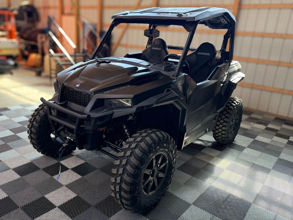 2026 Polaris General Xp 1000 Ultimate Super Graphite Ultimate alt