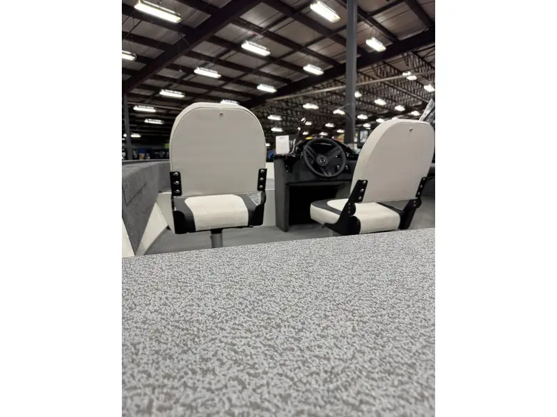 2026 Legend R15 SC +25 ELPT 4S Merc & glide-on trailer
