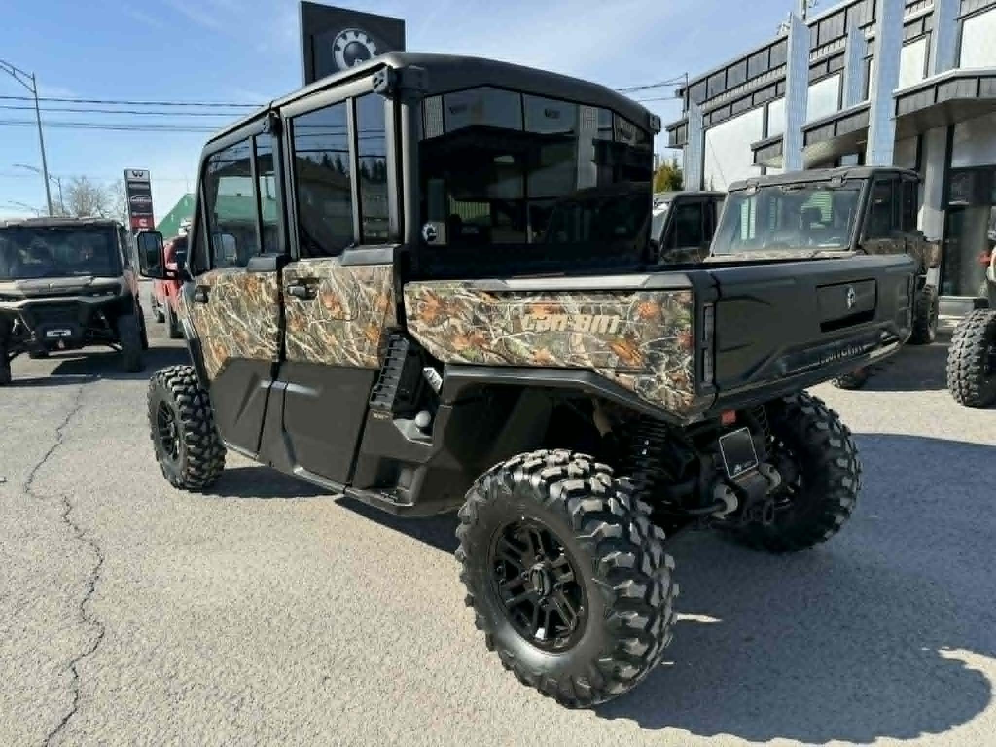 2026 Can-Am DEFENDER MAX LIMITED HD11 thumbnail 4