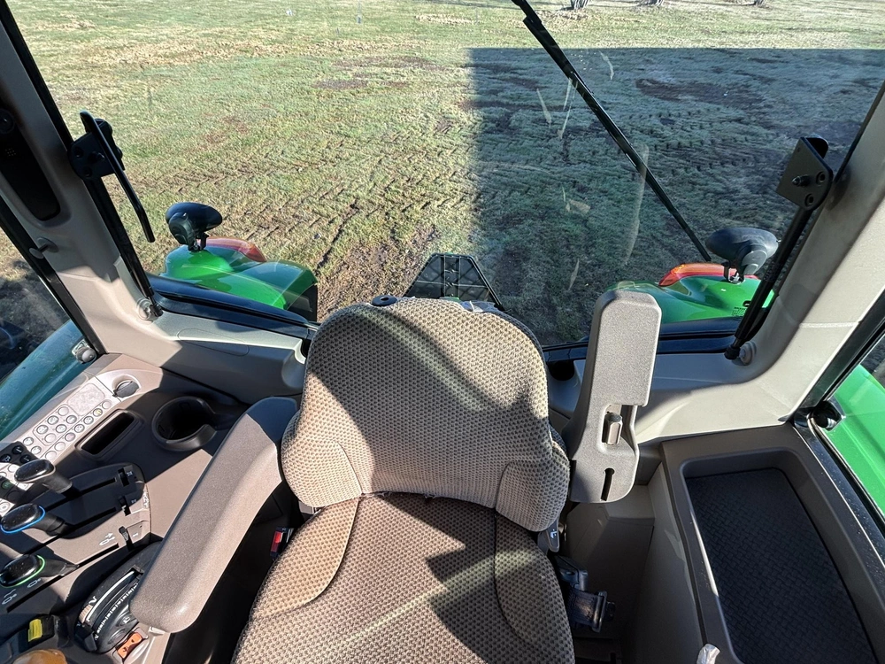 John Deere 6120m 2025 alt