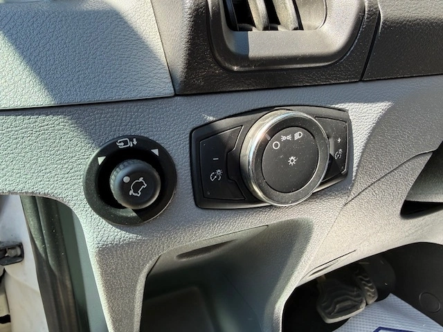 2018 Ford Transit T-150 Cargo Van alt