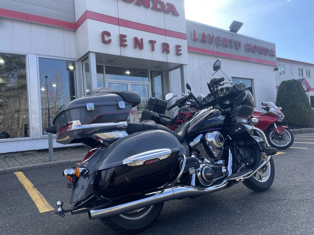 Kawasaki Vn1700 Voyageur 2023 alt