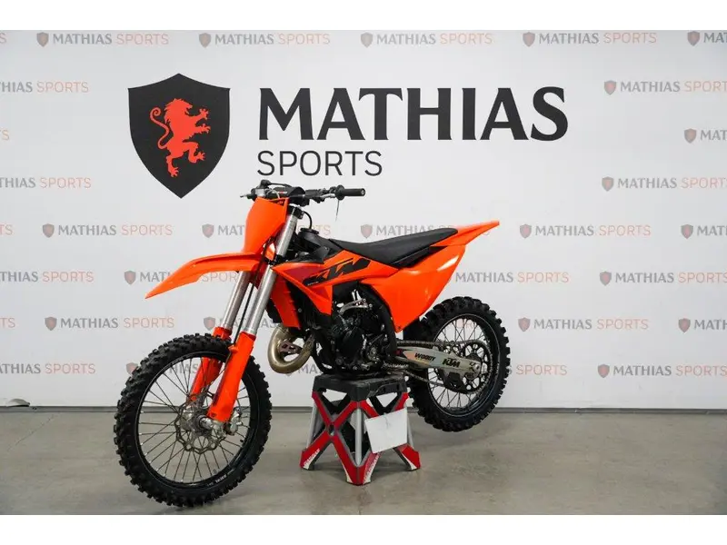 2025 KTM 125 SX thumbnail 4