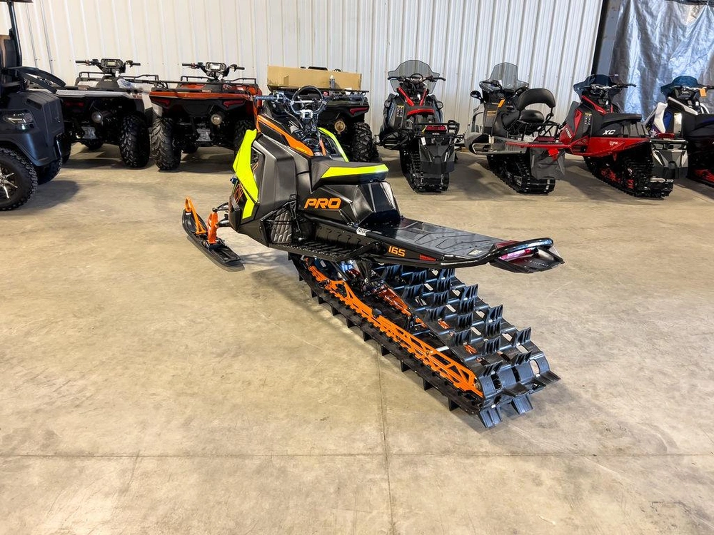 2023 Polaris Patriot Boost Pro Rmk Slash 165 165 2.75-inch alt