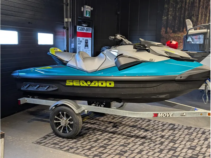 2026 Sea-Doo GTI 170 SE with Sound System - Teal Blue and Manta Green thumbnail 2