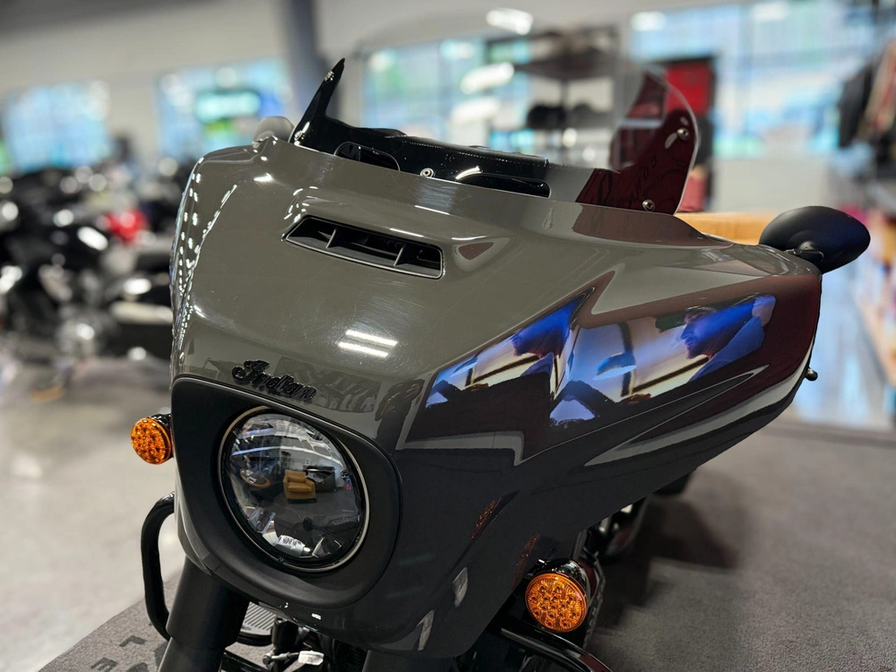 2024 Indian Motorcycle Chieftain Dh Prem Audio, Granite Gray, 49st Dark Horse® With Powerband Audio Package alt