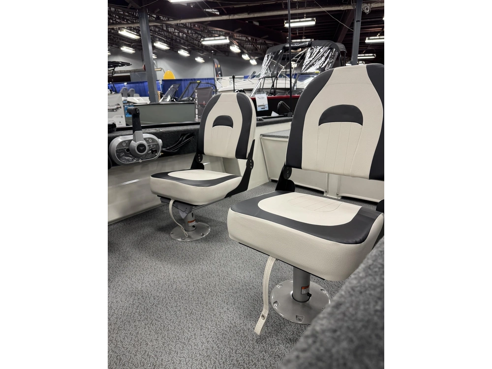 2026 Legend R15 Sc +25 Elpt 4s Merc & Glide-on Trailer