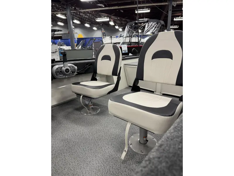 2026 Legend R15 SC +25 ELPT 4S Merc & glide-on trailer