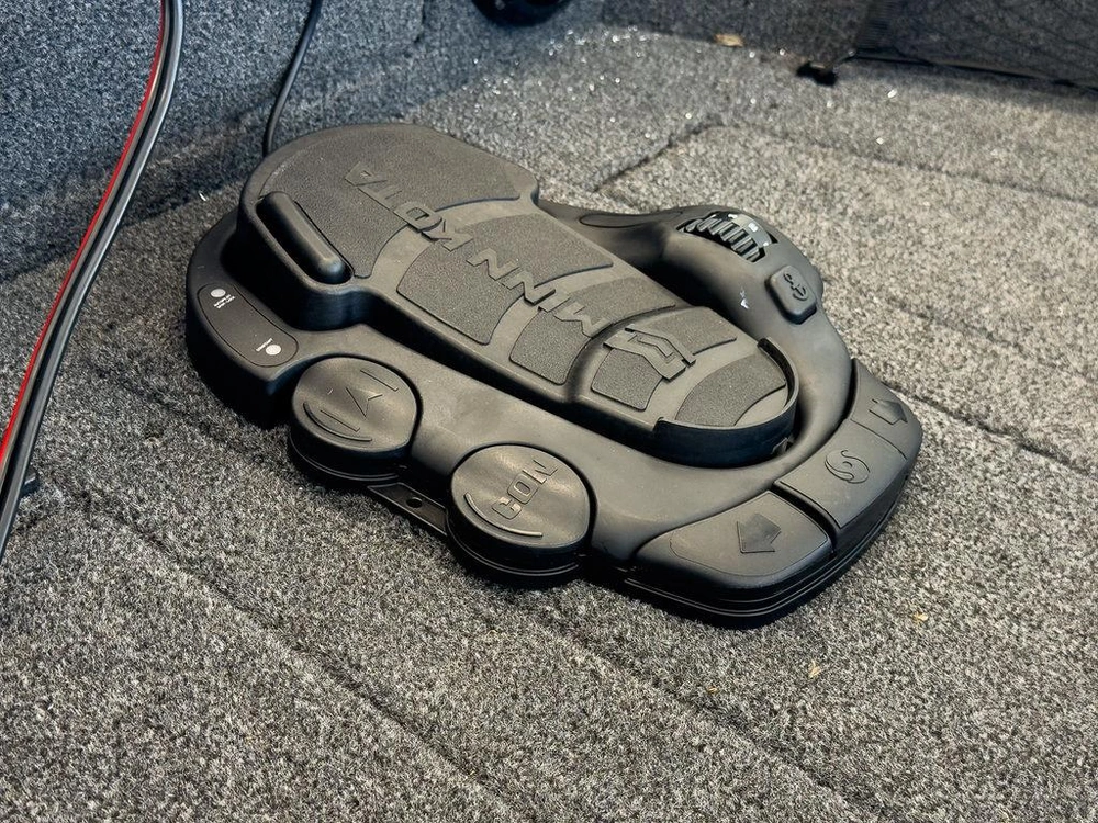 2025 Lund Boat Co 1775 Impact Xs Sport alt