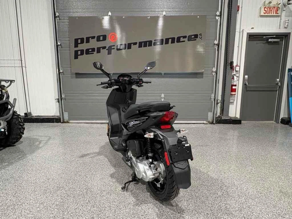 Piaggio Typhoon 50 2026 alt