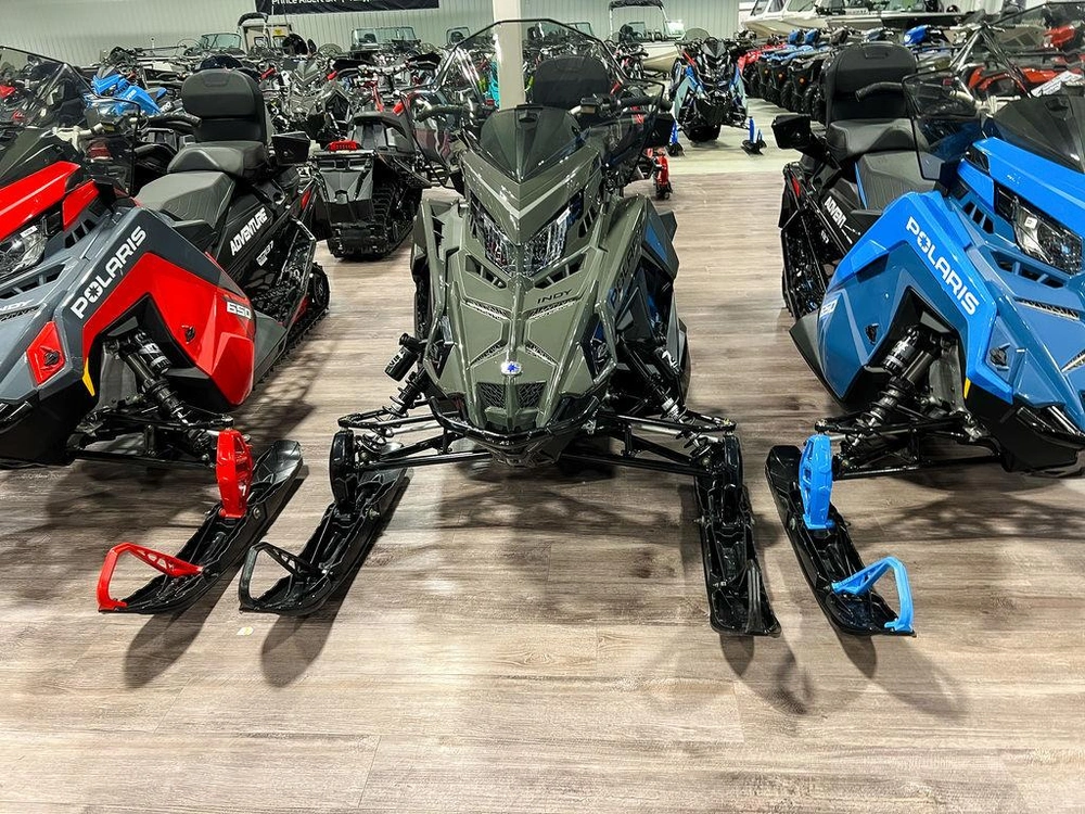 2025 Polaris Prostar S4 Indy Adventure 137 alt