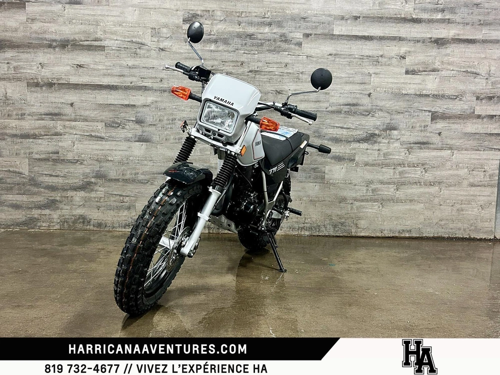 Yamaha Tw 200 Gris 2026 alt