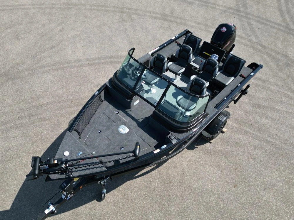 2025 Lund Boat Co 1775 Impact Xs alt