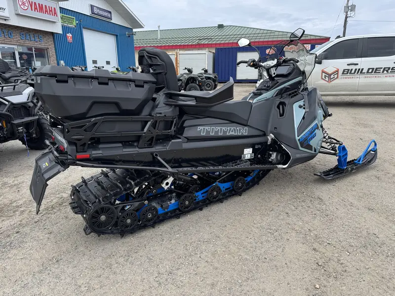 2026 Polaris 850 TITAN ADVENDTURE ULTIMATE 155 X 1.8