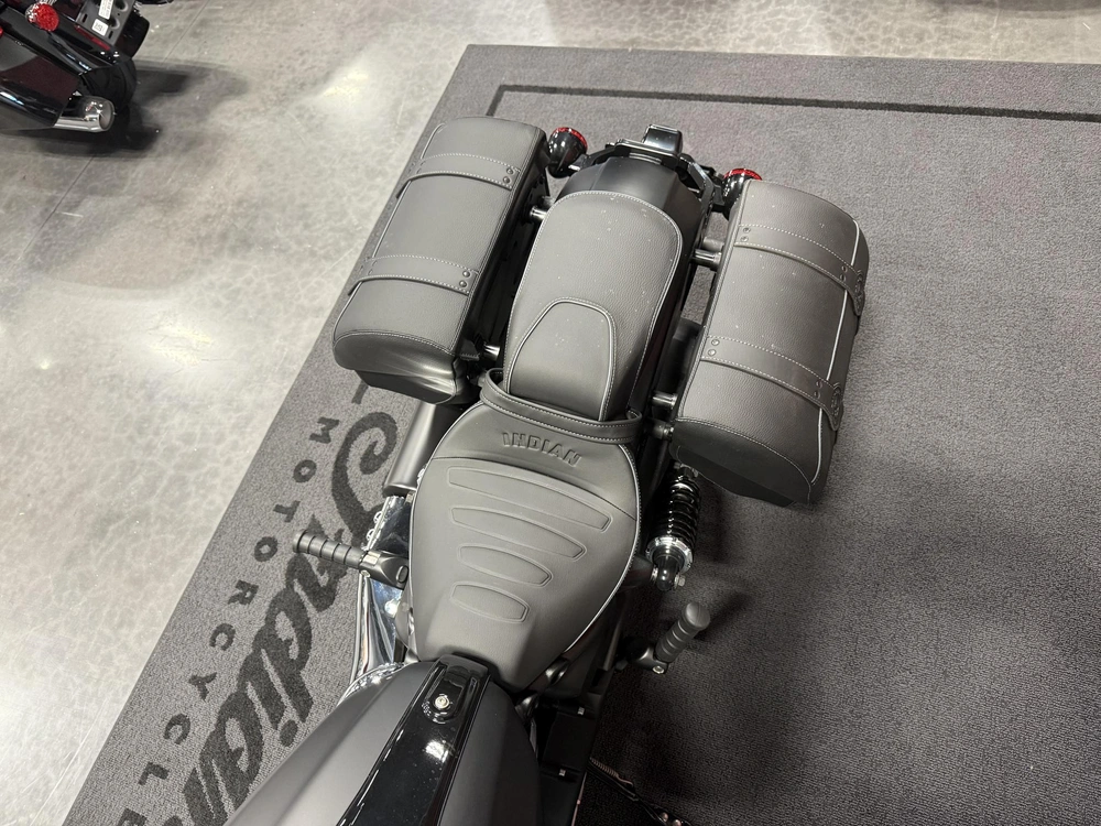 2025 Indian Motorcycle Super Scout, Blk Smk W/grfx, Tech, 49st Limited + Tech alt