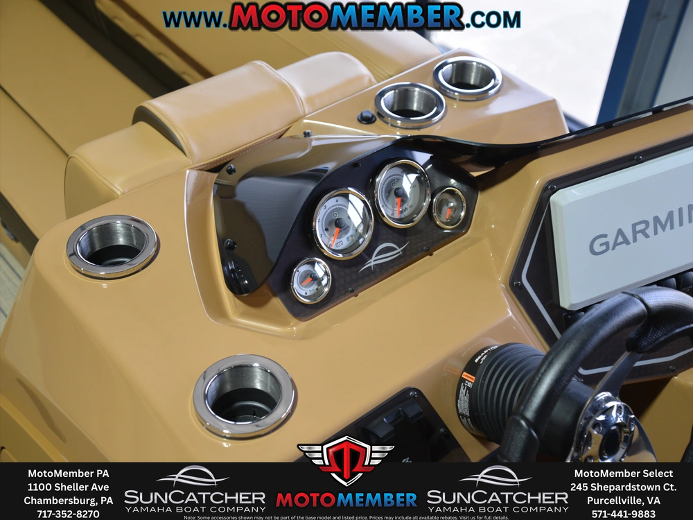 2025 Suncatcher Fusion 324ss alt