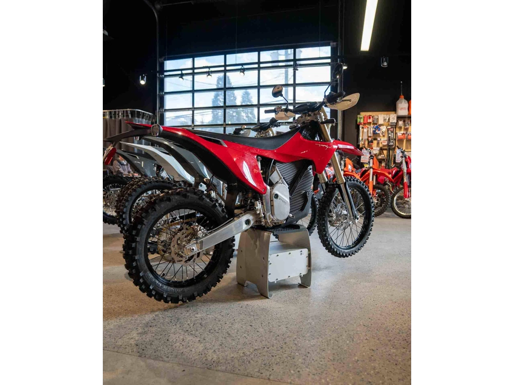 2025 Stark Future Future Ex 80hp - Red alt