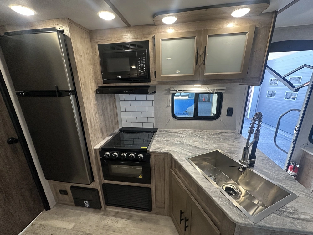 Gulfstream Amerlite(tt) 24rls 2024 alt