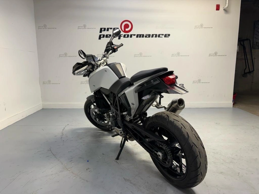 Ktm Duke 690 2018 alt