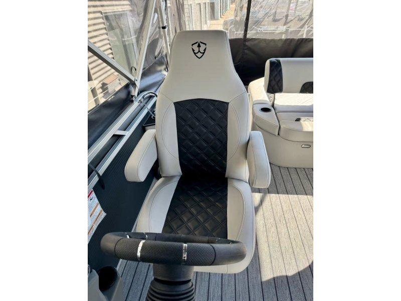 2026 Armada Drakkar 23 Swing Back alt