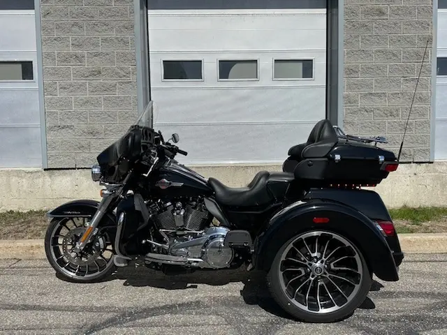 2025 Harley-Davidson FLHTCUTG Tri Glide UltraFLHTCUTG