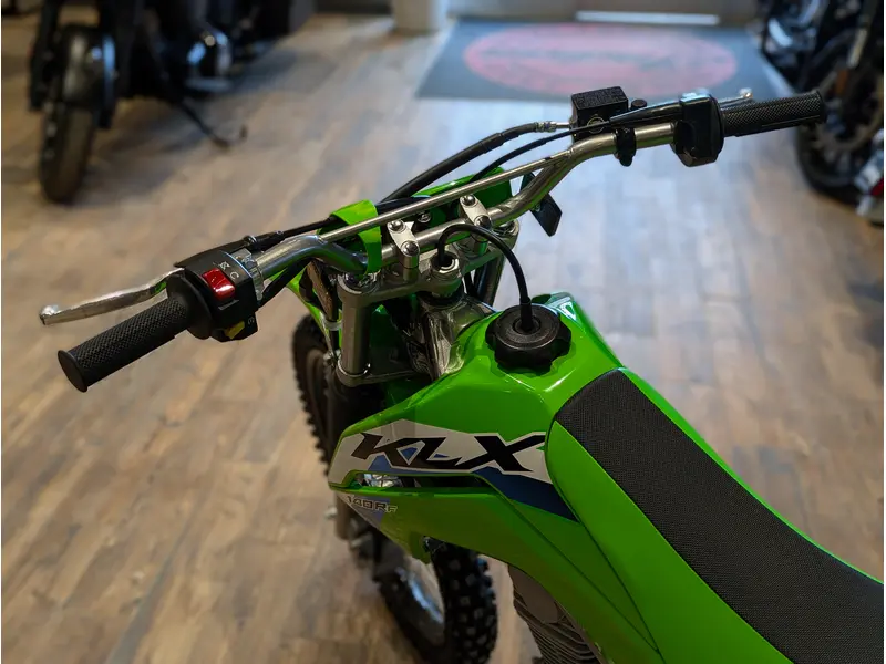 2026 Kawasaki KLX140R F // Lime Green thumbnail 8