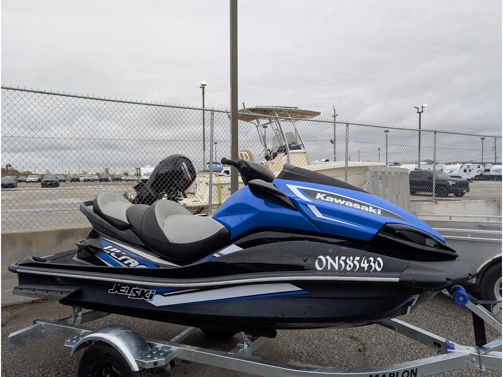 2017 Kawasaki Ultra 160 alt