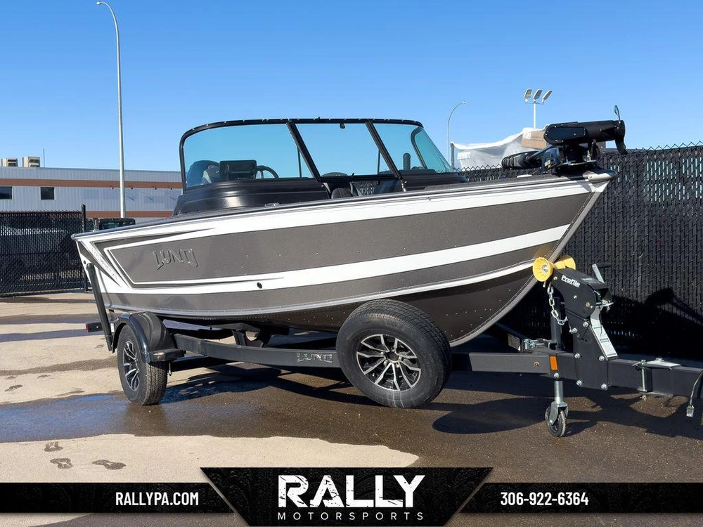 2025 Lund 1775 Impact Xs Sport alt