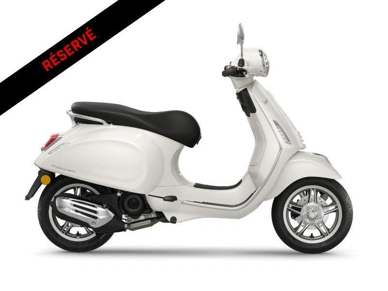2026 Vespa Primavera 50 alt