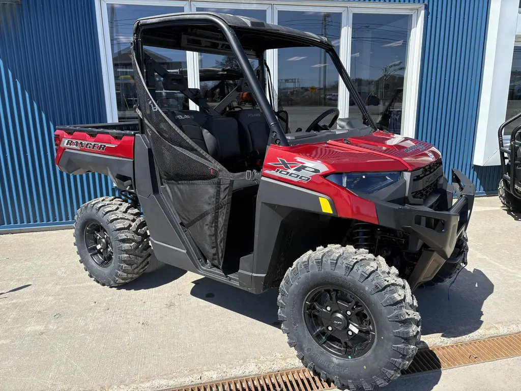 2025 Polaris RANGER XP 1000 PREMIUM - SUNSET RED 