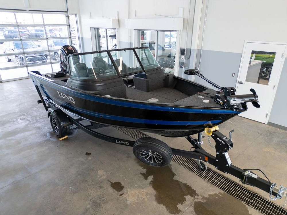 2025 Lund Boat Co 1775 Impact Xs Sport alt