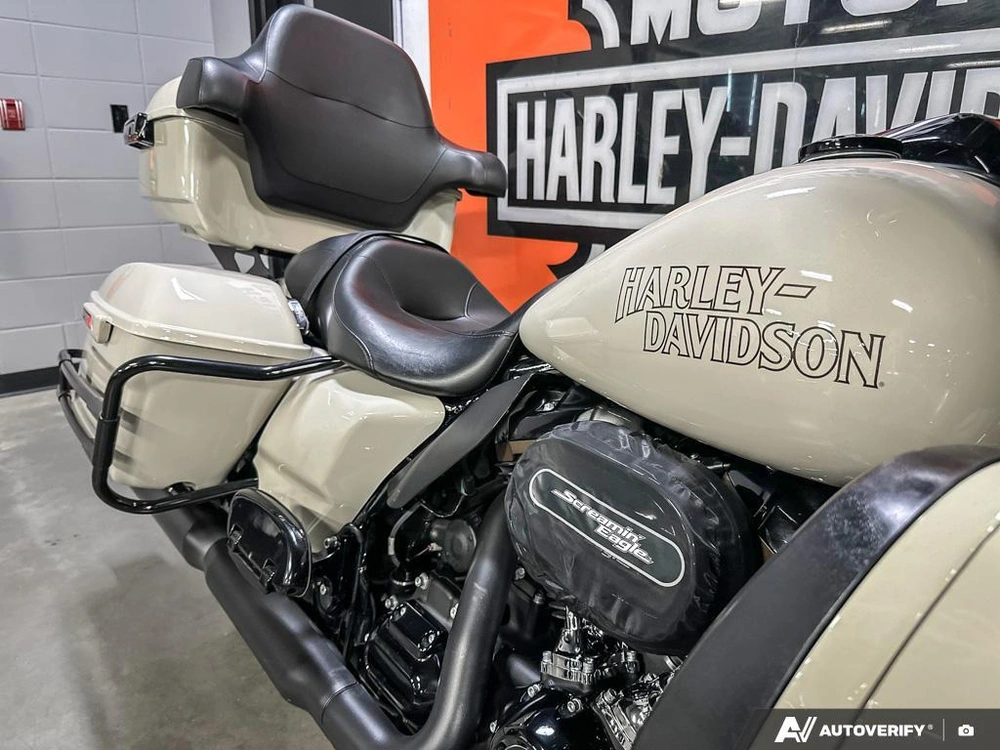 2023 Harley-davidson Flhxst alt