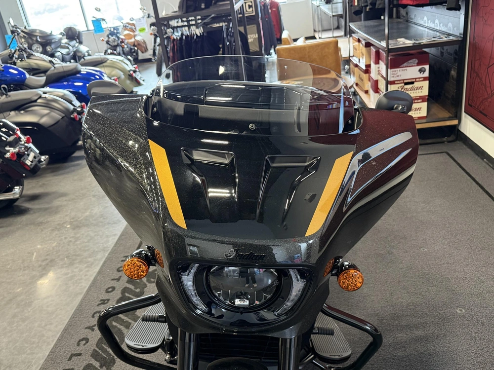 2026 Indian Motorcycle Chieftain Pp Dh 112, Blk/blk Crystal, 49st Dark Horse® With Powerband Audio Package alt