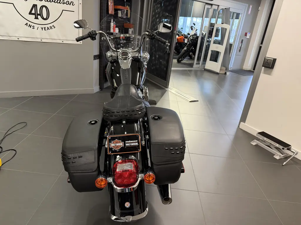Harley-Davidson SOFTAIL FLHCS HERITAGEFLHCS 2024