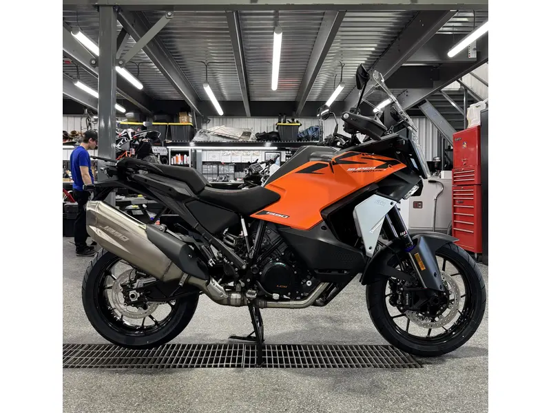 2027 KTM 1390 SUPER ADV S