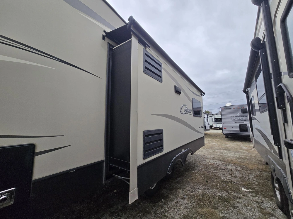 Cougar 327rl 2018 alt