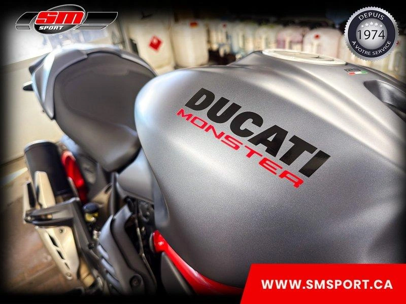 Ducati Monster 821 2017 alt