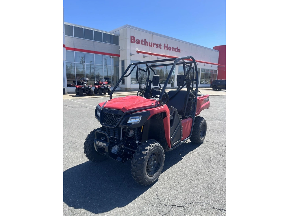 2026 Honda Pioneer 520 alt