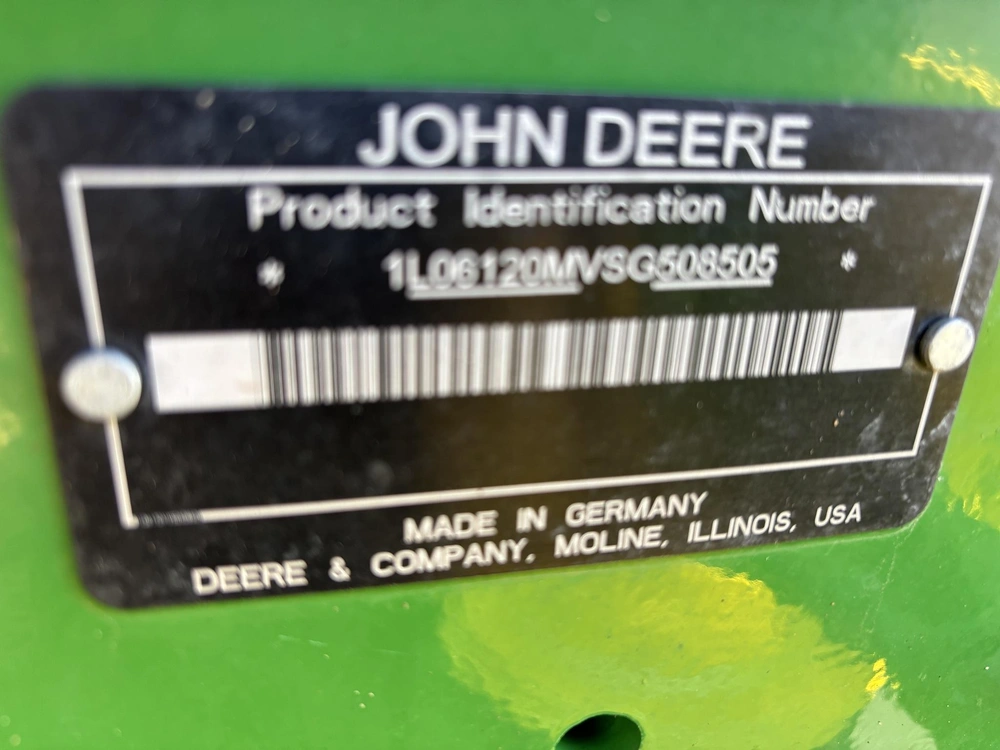 2025 John Deere 6120m alt