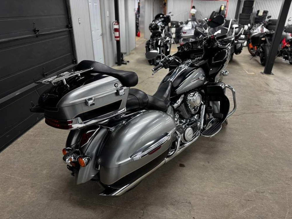 Kawasaki Voyager 2010 alt