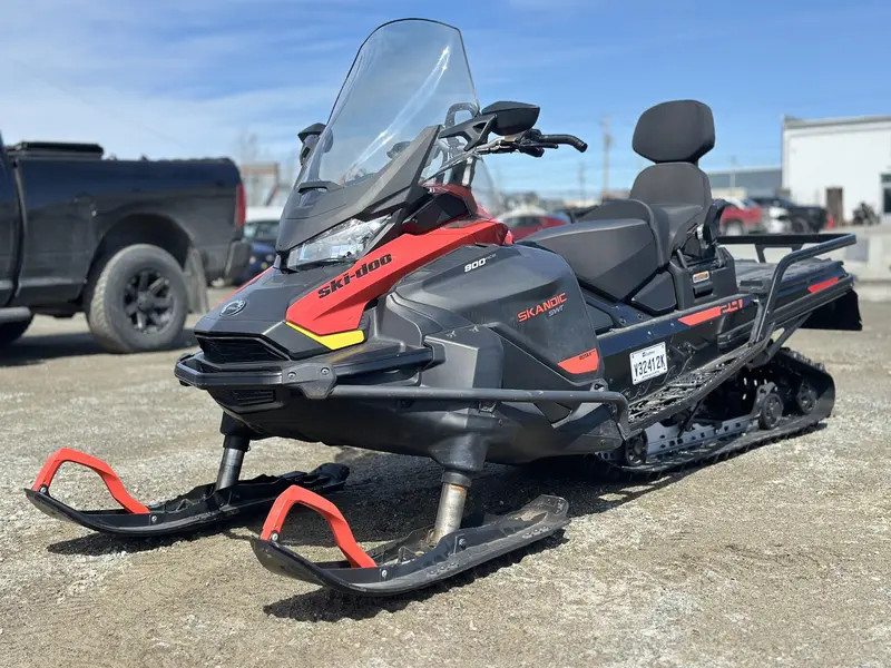 2021 Ski-Doo SKANDIC SWT 24 900 ACE