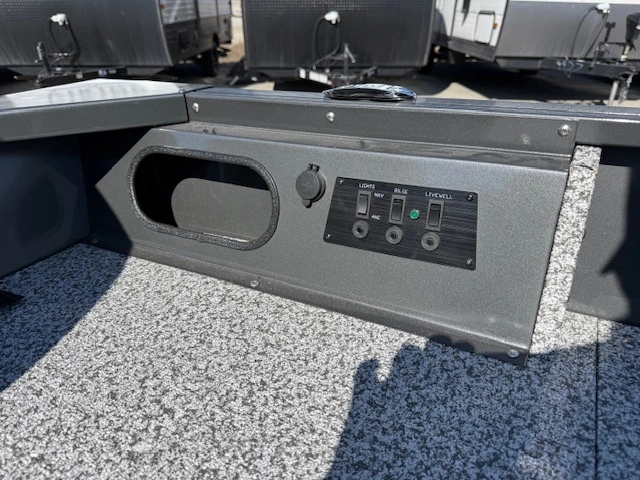 2026 Mirrocraft Outfitter F160t alt