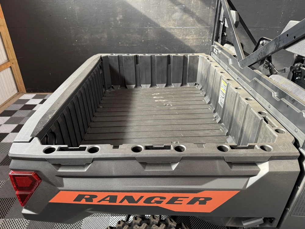 2026 Polaris Ranger Crew 1000 Premium Rover Rust Premium alt