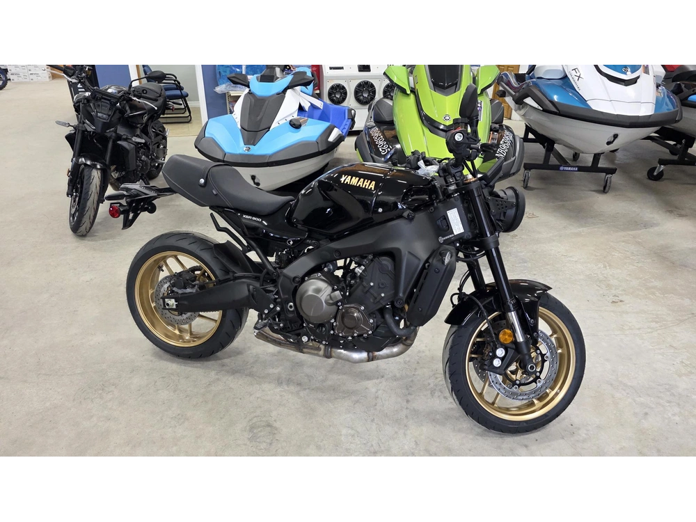 2026 Yamaha Xsr 900 alt
