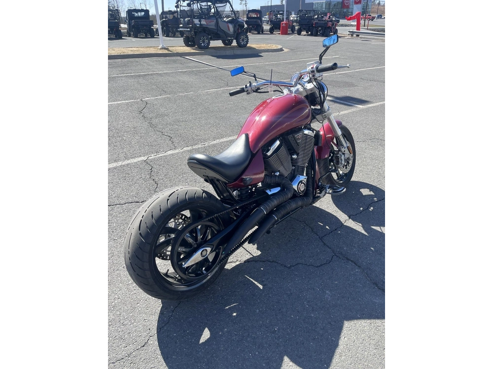 Victory Motorcycles Hammer 2005 alt