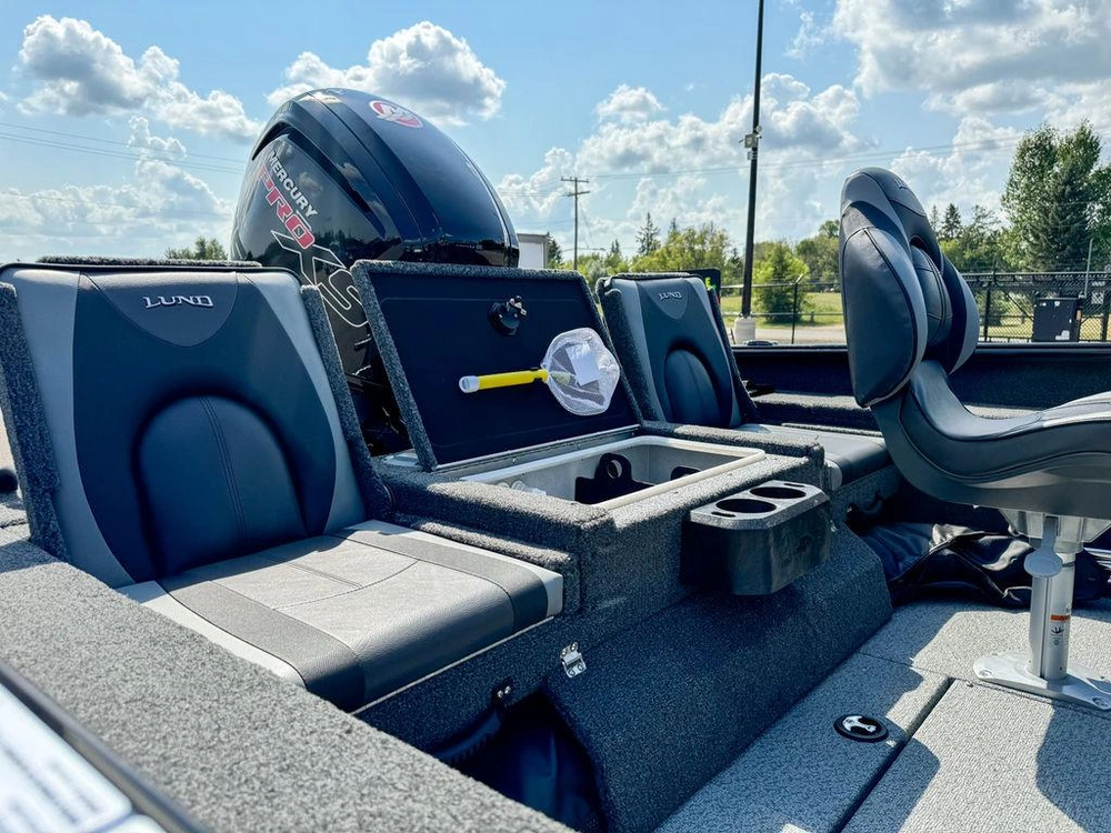 2025 Lund Boat Co 1775 Impact Xs alt