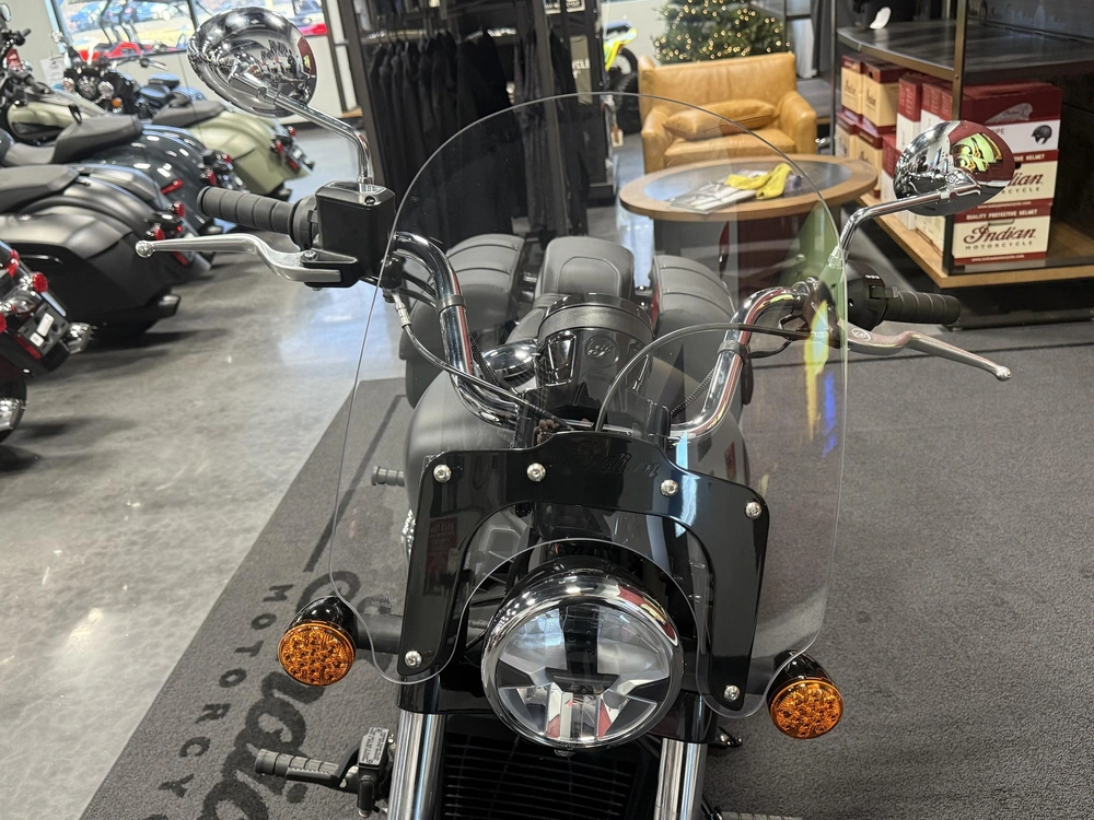2025 Indian Motorcycle Super Scout, Blk Smk W/grfx, Tech, 49st Limited + Tech alt