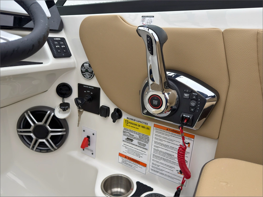 2026 Sea Ray Sdx 230 alt